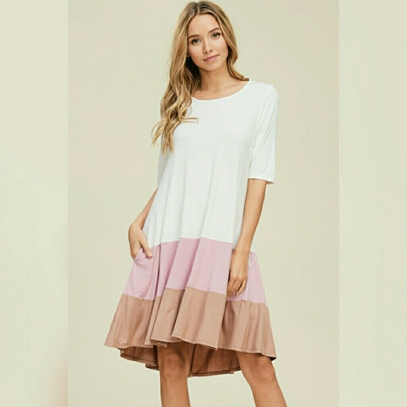 Color block dress - Picture 2 of 3